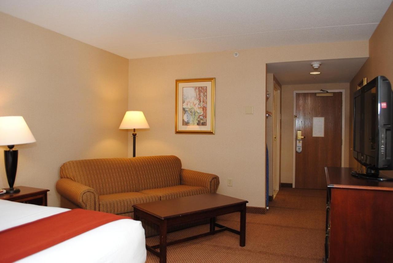 Holiday Inn Express Hotel & Suites Providence-Woonsocket By Ihg Δωμάτιο φωτογραφία