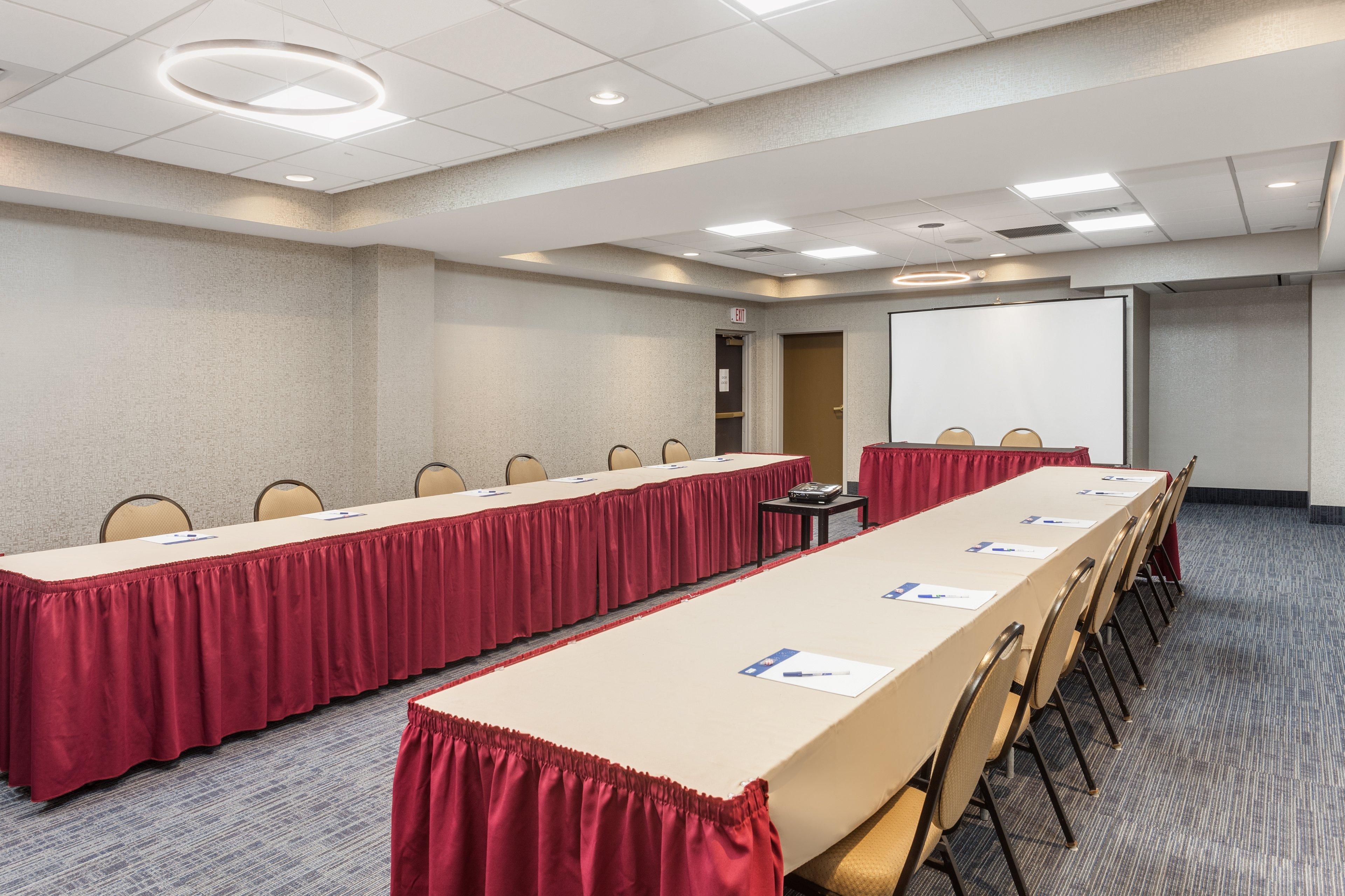 Holiday Inn Express Hotel & Suites Providence-Woonsocket By Ihg Εξωτερικό φωτογραφία