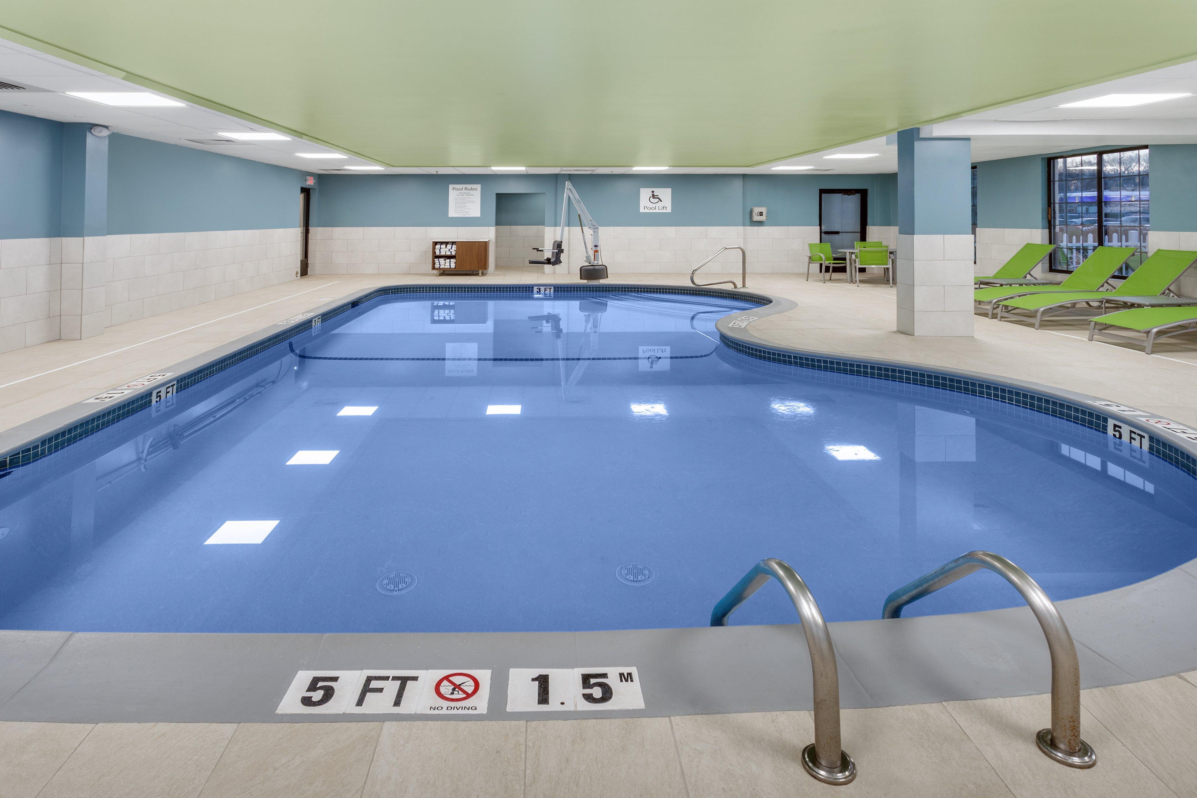Holiday Inn Express Hotel & Suites Providence-Woonsocket By Ihg Εξωτερικό φωτογραφία