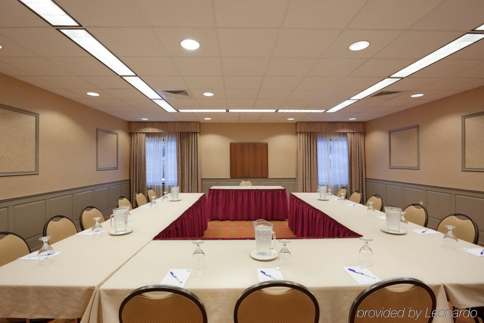 Holiday Inn Express Hotel & Suites Providence-Woonsocket By Ihg Ανέσεις φωτογραφία