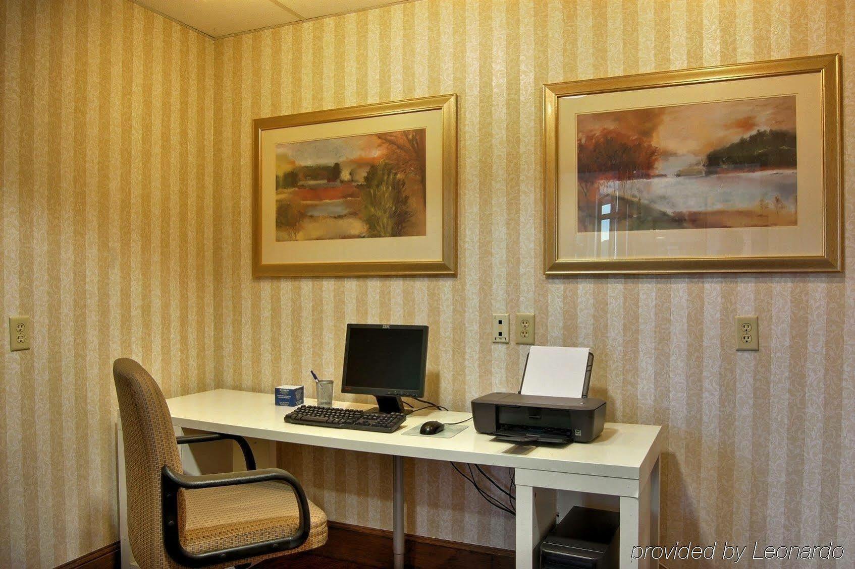 Holiday Inn Express Hotel & Suites Providence-Woonsocket By Ihg Επιχειρήσεις φωτογραφία